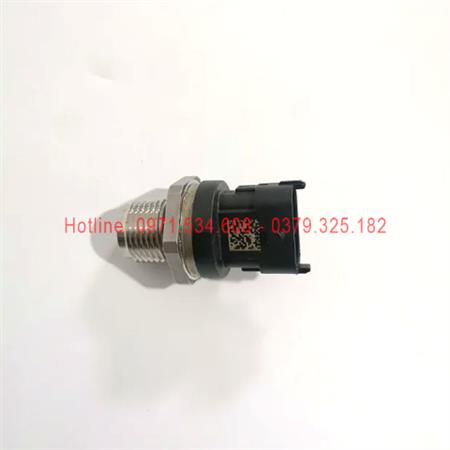 Cảm biến áp suất đường ray 0281006372