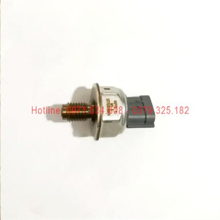 Cảm biến áp suất đường ray 45PP3-4