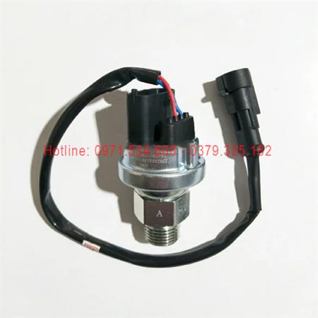 Cảm biến áp suất dầu 612600090766