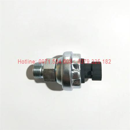Cảm biến áp suất dầu 612600090667