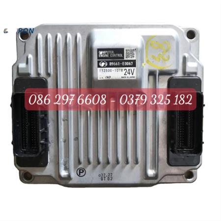 ECU DENSO C32 - J08 89661 - E0067