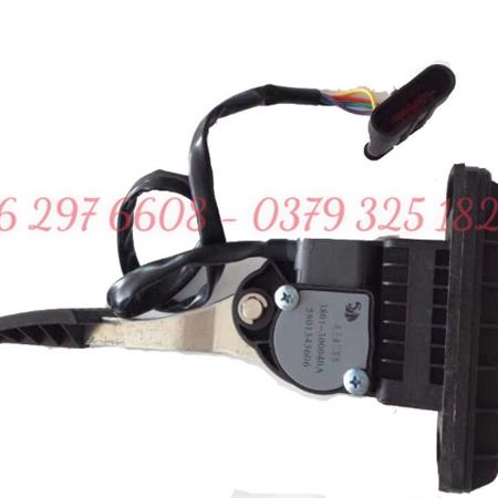Bàn đạp chân ga IVECO 3801-300040A